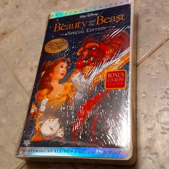 Walt Disney's beauty and the beast vhs tape special edition/platinum edition - Picture 1 of 5